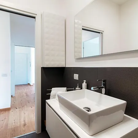Contrada Sant'elia - By Myhomeincomo Apartment Como