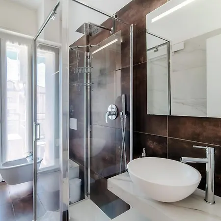 Apartment Contrada Sant'elia - By Myhomeincomo Como