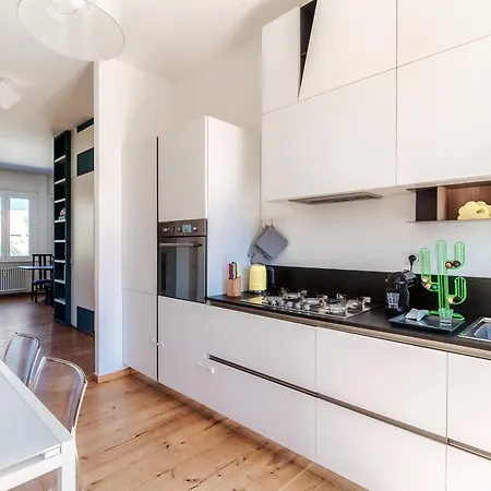 Contrada Sant'elia - By Myhomeincomo Apartment *